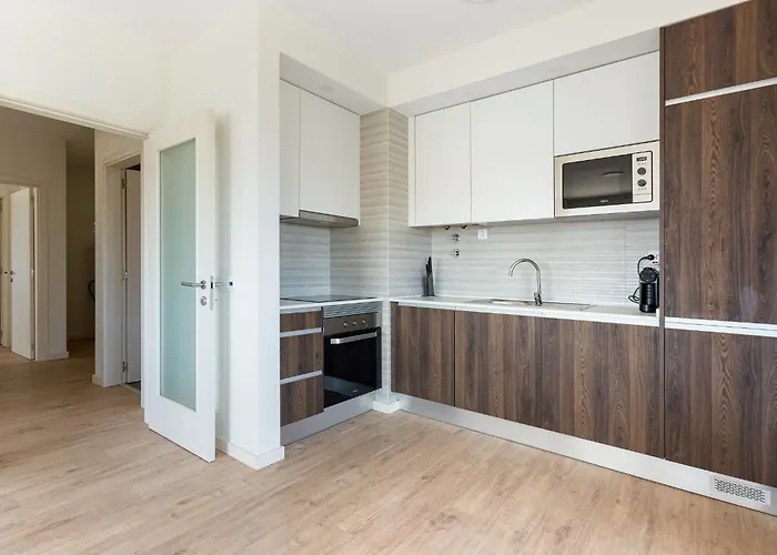 Lägenhet Your Algarve Base -bright 2br With Pool & Terrace *