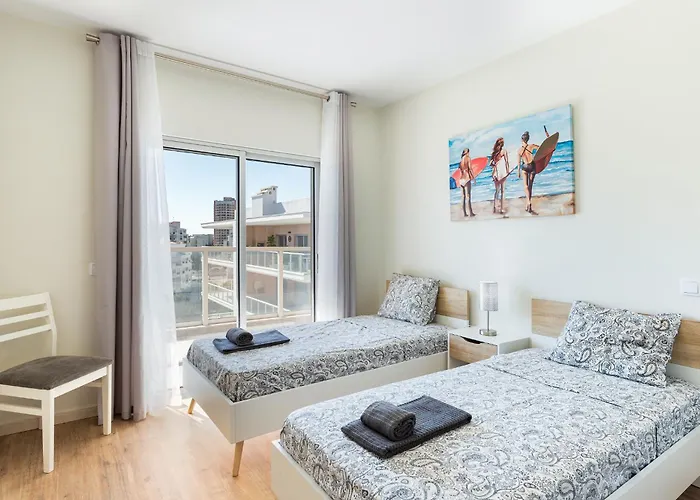 Your Algarve Base -bright 2br With Pool & Terrace