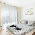 Apartamento Your Algarve Base -bright 2br With Pool & Terrace Portimão