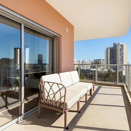 Your Algarve Base -bright 2br With Pool & Terrace